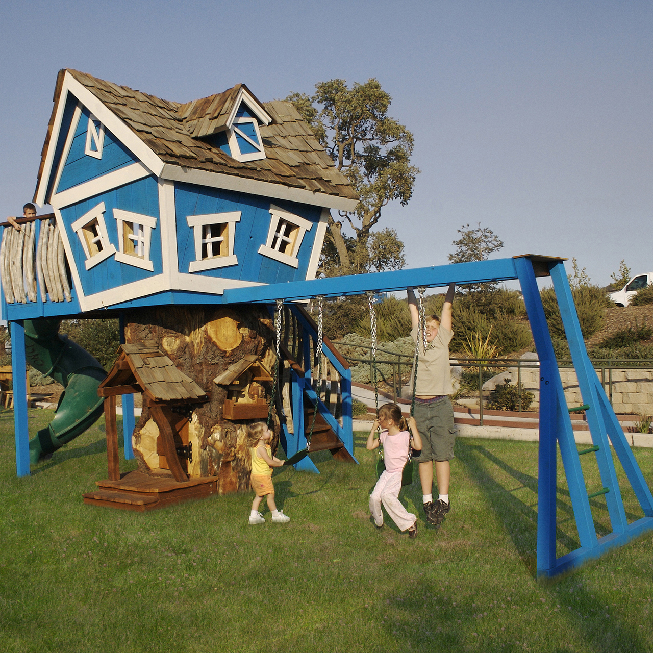 Playhouses for Kids 21st Century Style! | thelittlelegscompany